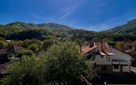 Luylyana Guesthouse