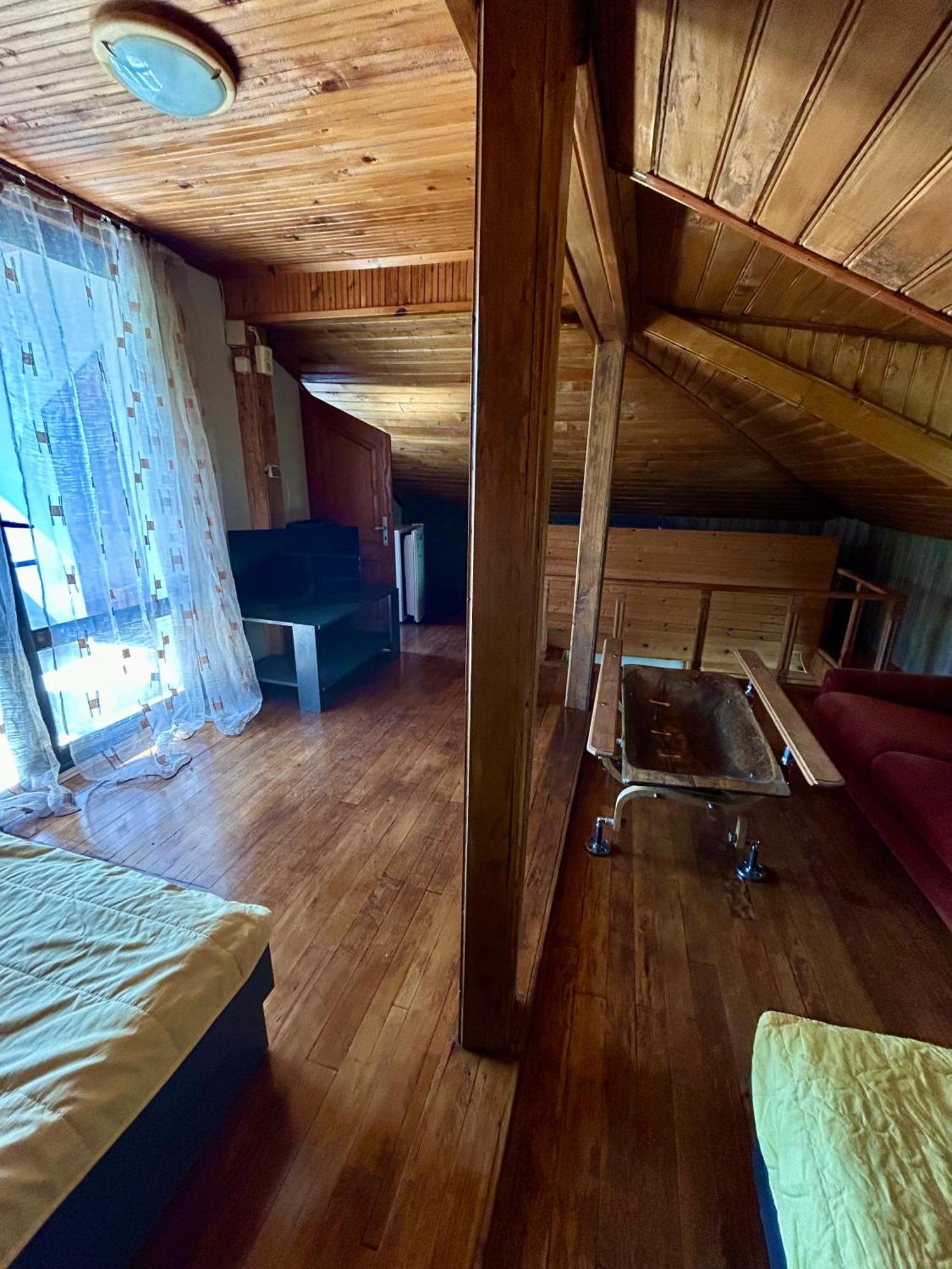 Luylyana Guesthouse Рибарица Екстериор снимка